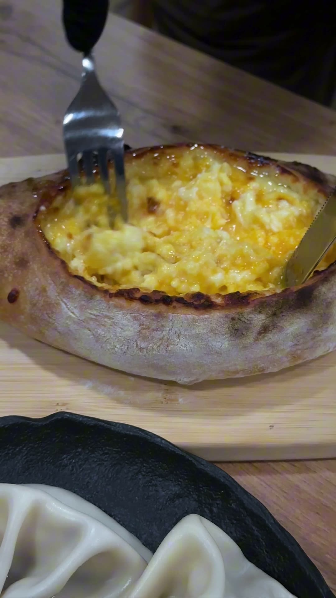 Adjarian khachapuri at Restaurant Oda